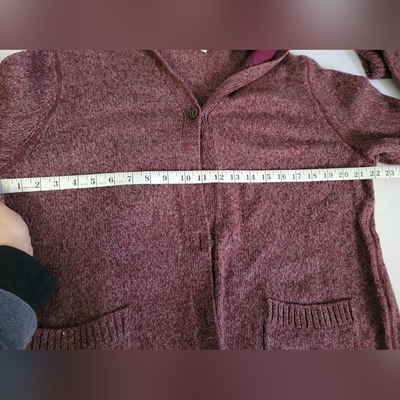 Woolrich Women's Maroon Hooded Button Front Cardigan Sweater - Picture 4 of 10